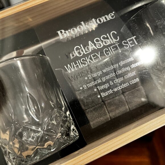 Whisey Gift Set -- (Glasses, Cooling Stones, Tongs) by Brookstone (men/x/NEW) - Picture 15 of 16